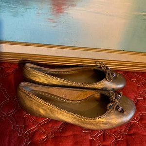 Gianni Bini Leather Bow Flats Metallic Copper  Women's 7